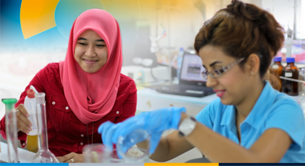 Women working in a lab